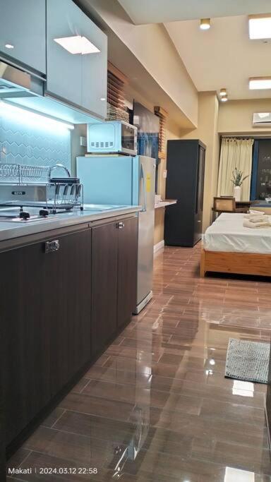 Apartment Calm Staycation S&l Manila