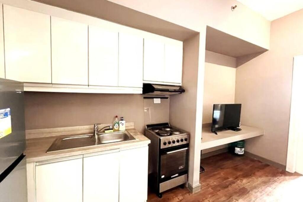 1br With Balcony Kl Tower, Greenbelt Near Aim *
