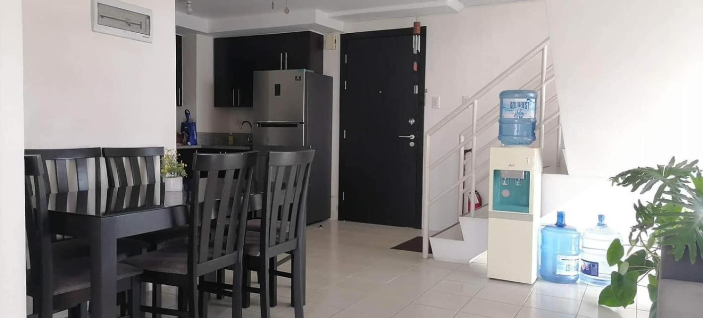 2 Bedrooms Access Penthouse Unit