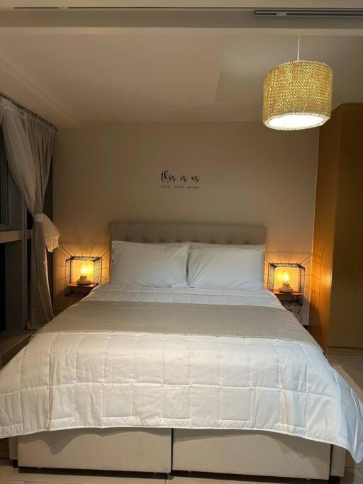 Classy And Spacious 1br-t1 Manila