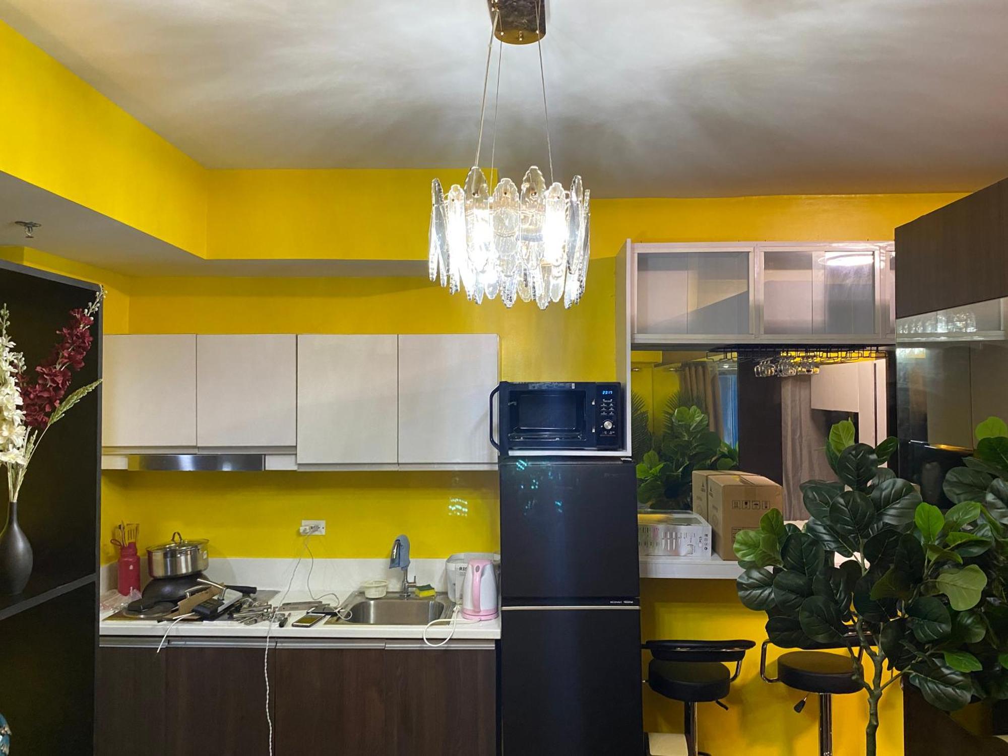 Apartment Laugh And Lounge 2 Bedroom Luxury Air Makati *