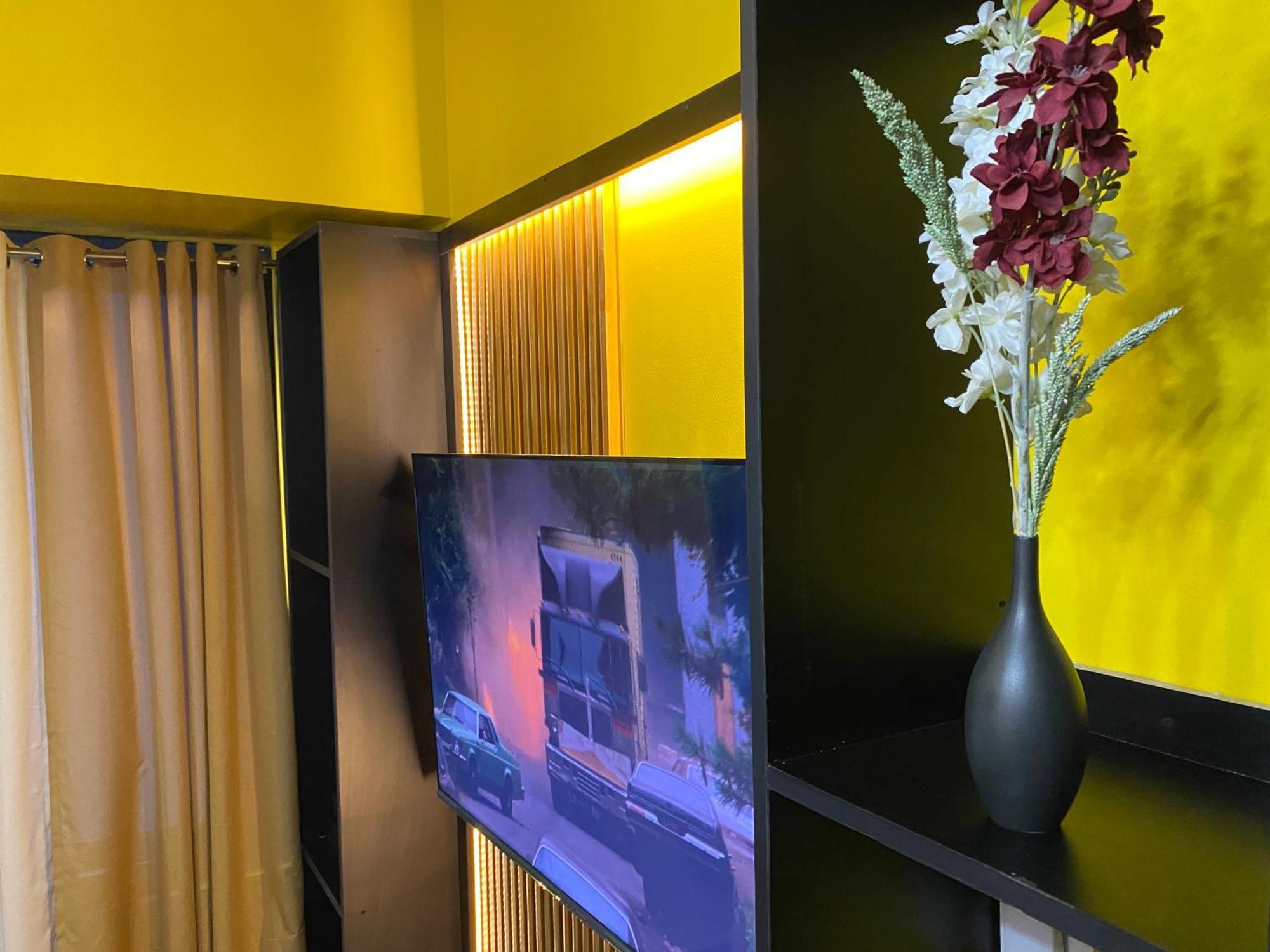 Apartment Laugh And Lounge 2 Bedroom Luxury Air Makati