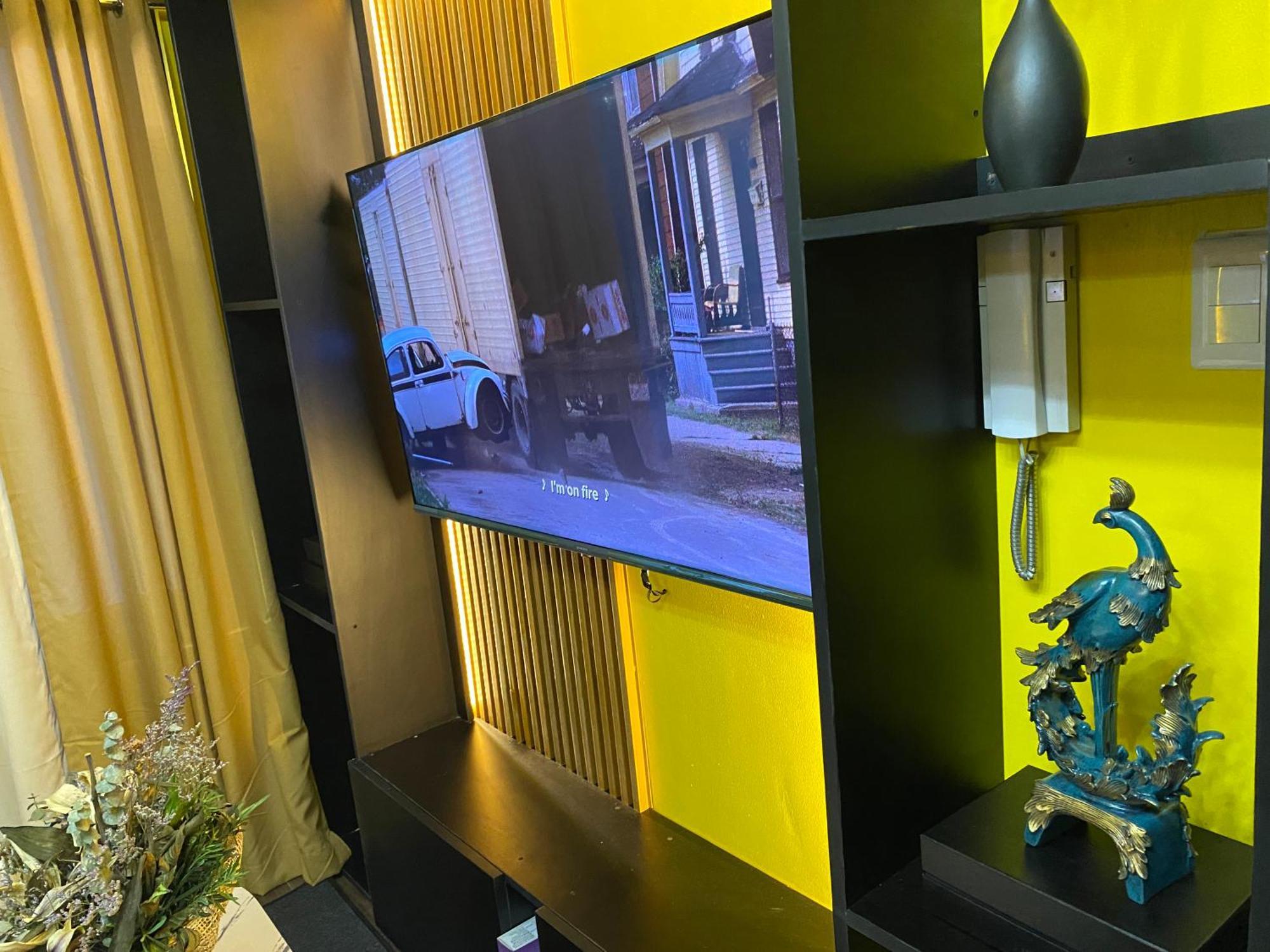 Laugh And Lounge 2 Bedroom Luxury Air Makati * Manila