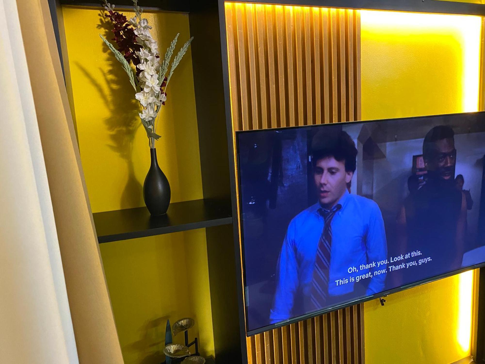 Apartment Laugh And Lounge 2 Bedroom Luxury Air Makati