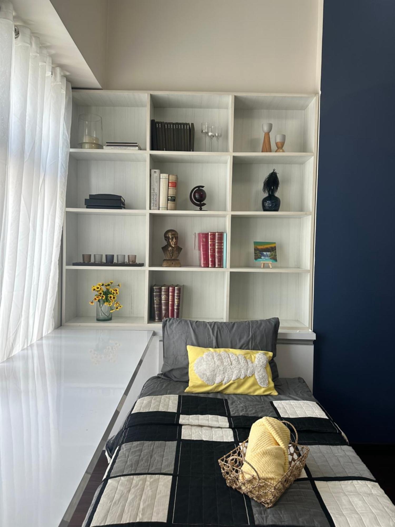 Single Bedroom With Private Toilet And Bath Manila