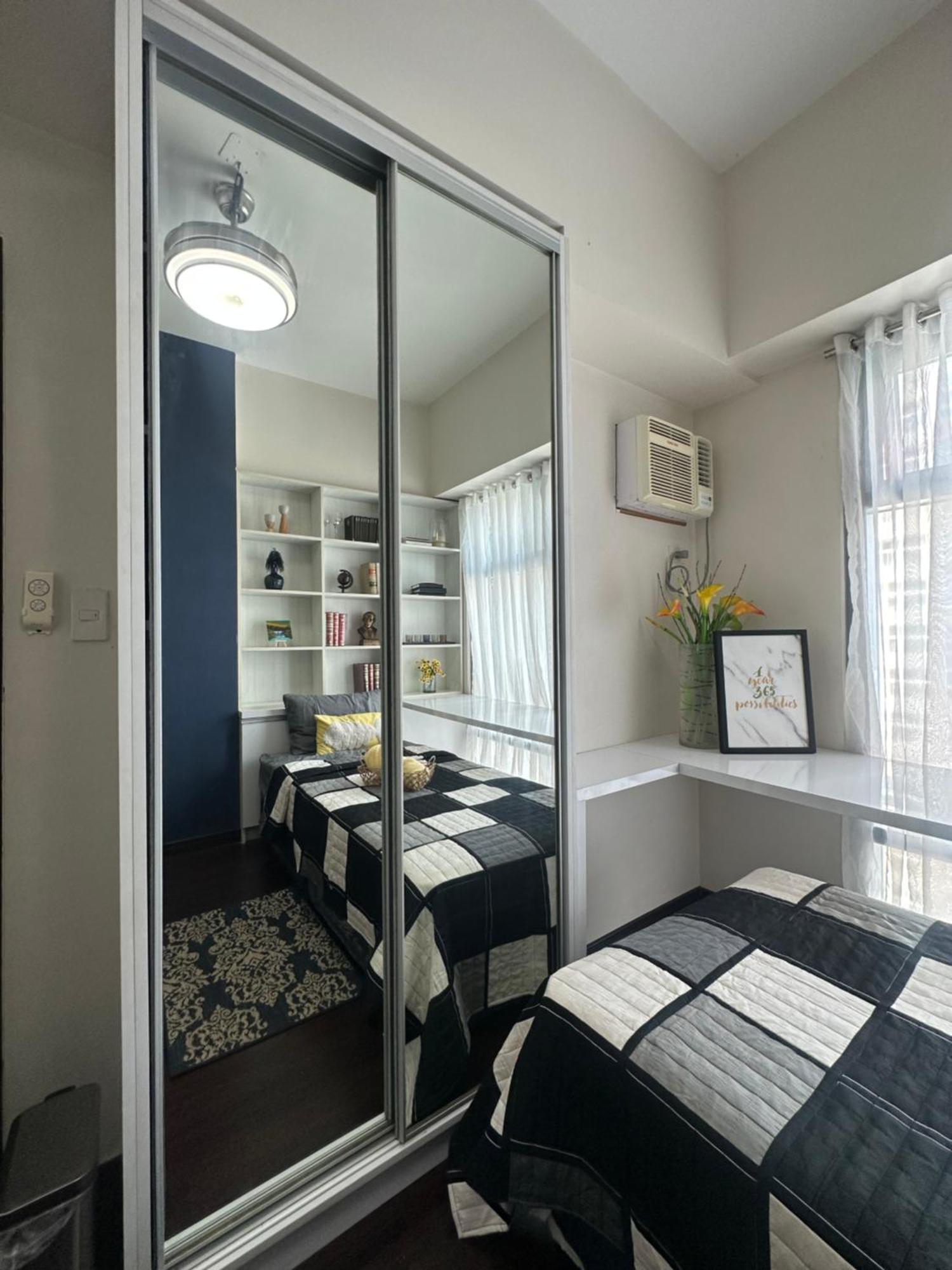 Homestay Single Bedroom With Private Toilet And Bath *