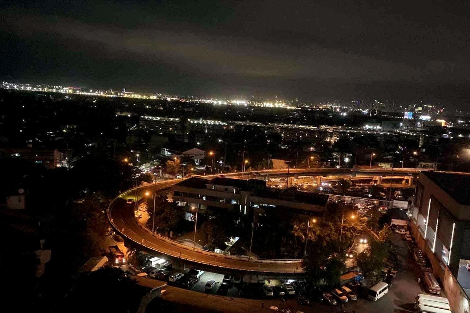 Azure 1br Citylights With Netlfix Near Airport Apartment Manila