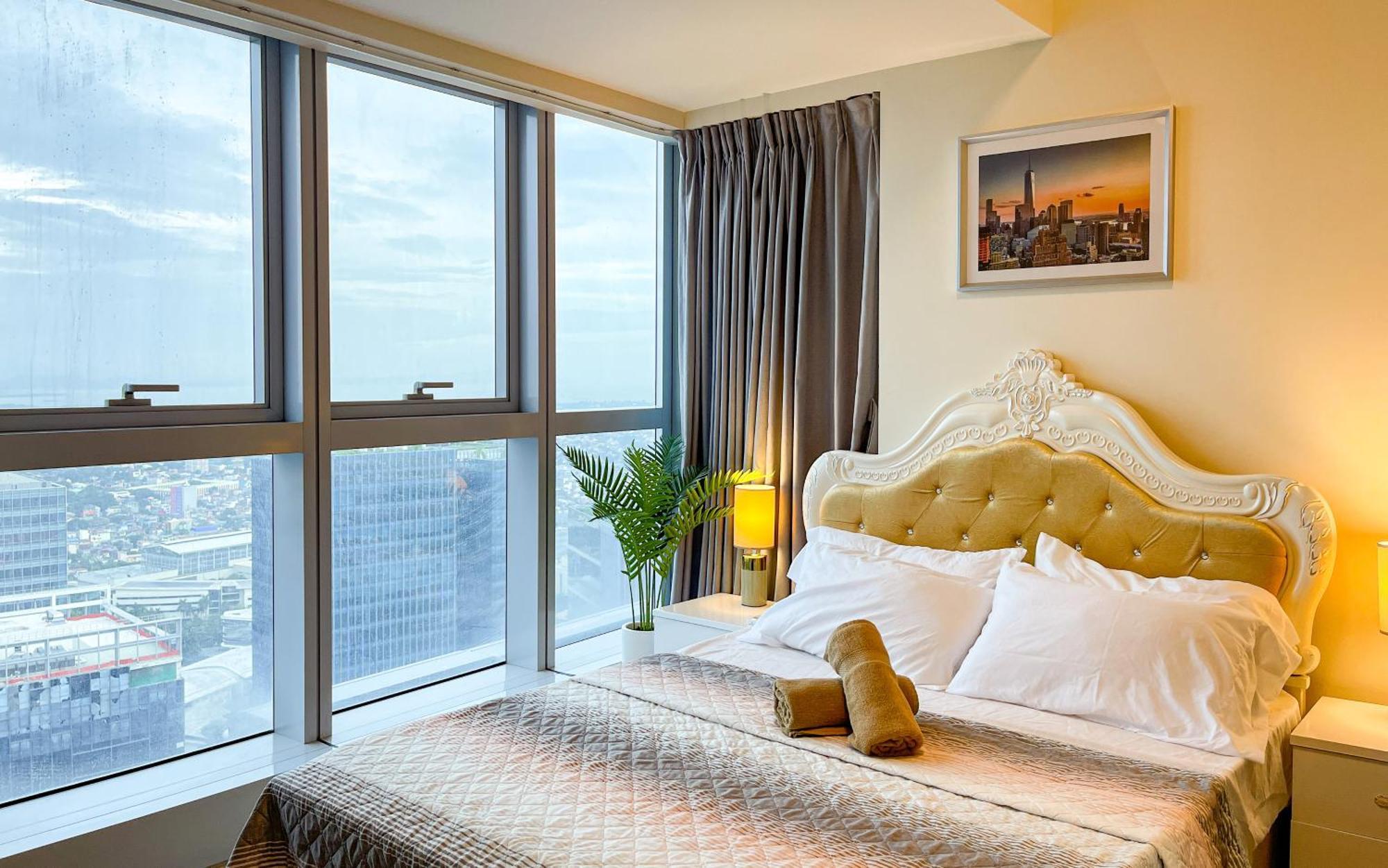 Bgc 2br Uptown Parksuites With Ps4 43 *
