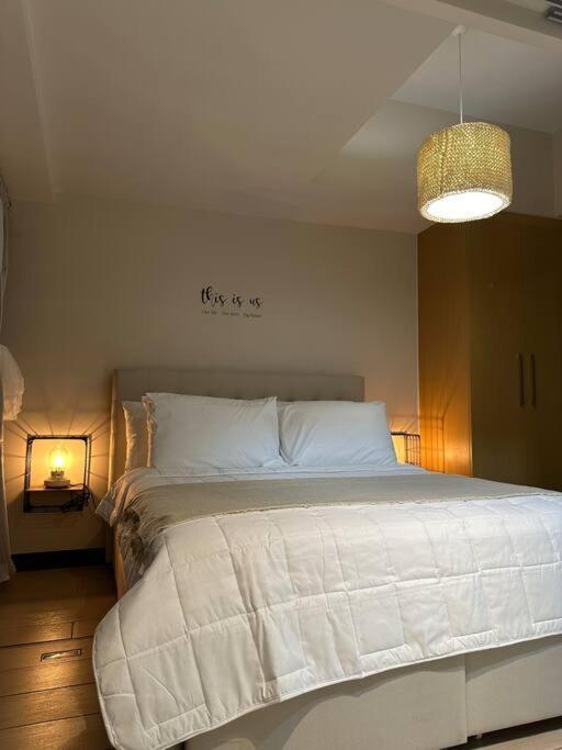 Apartment Classy And Spacious 1br-t1