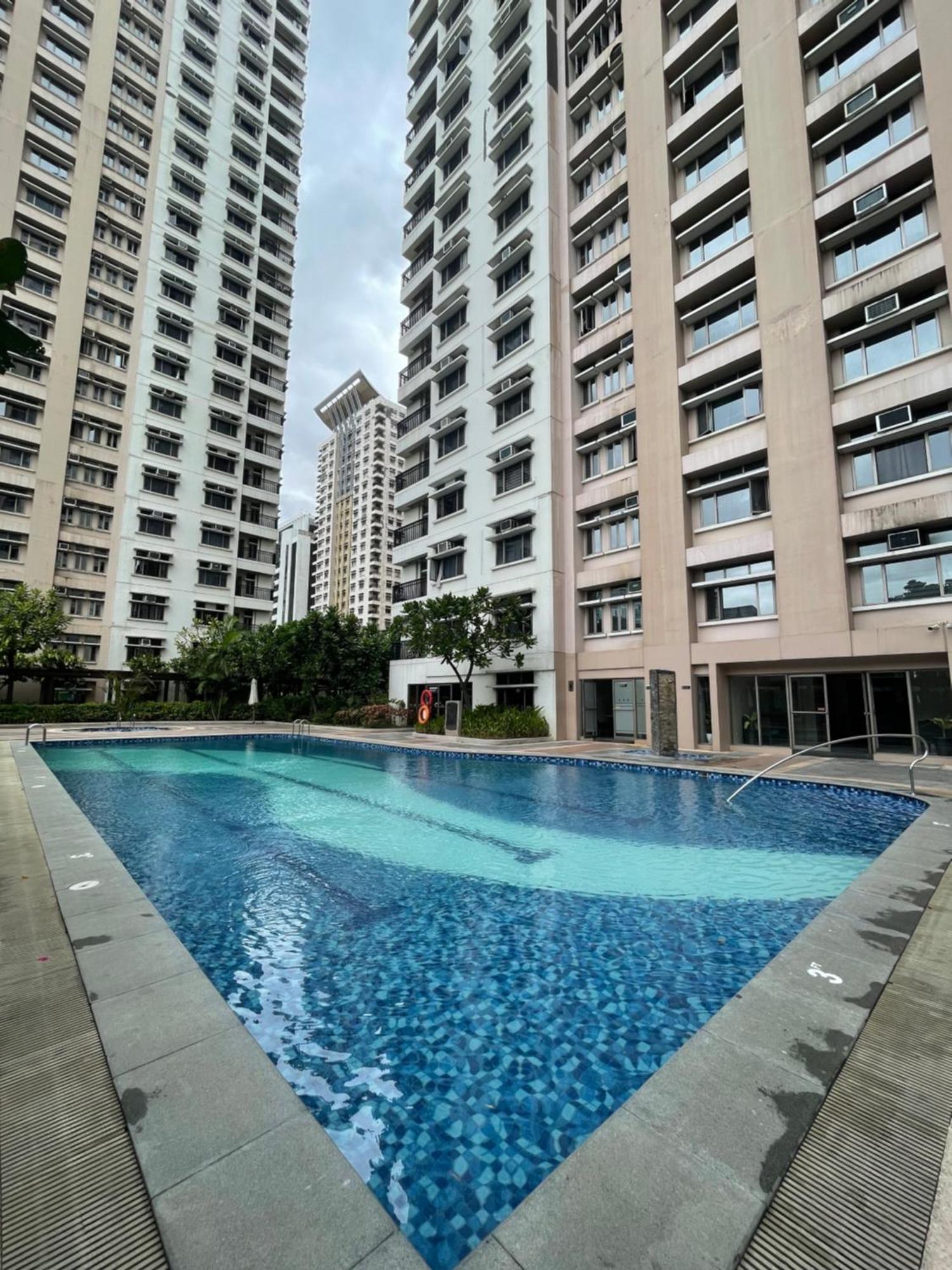 The Plosius Rich At Manhattan Cubao Homestay Manila