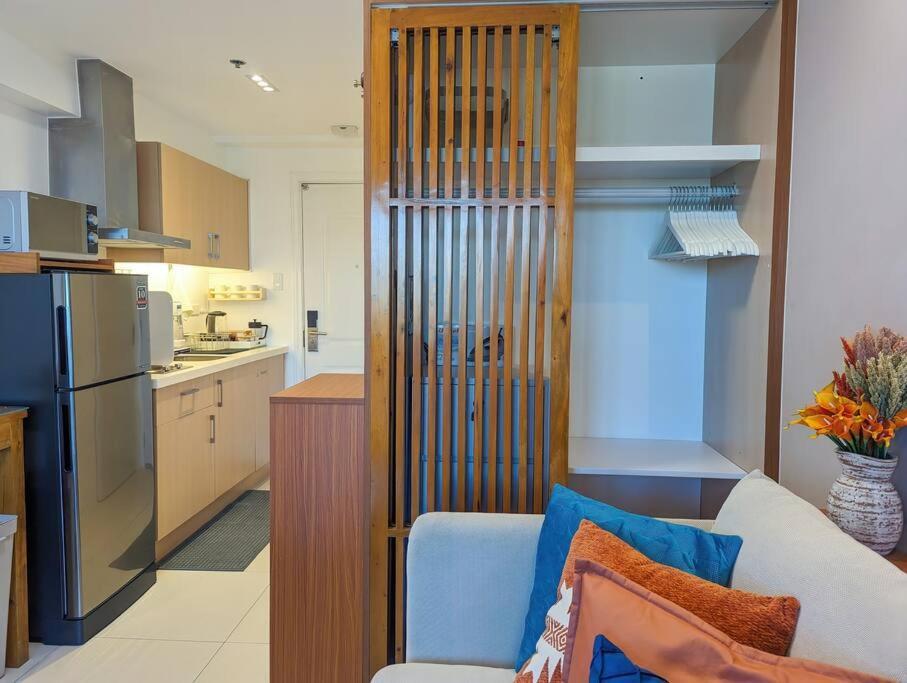Stylish Moroccan Flair In Commonwealth Qc