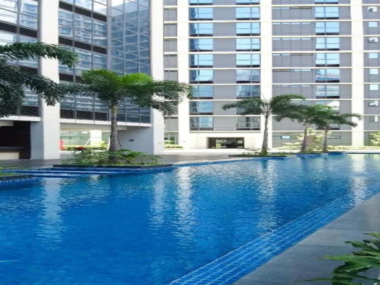 Avery's Place @ One Eastwood Avenue * Manila