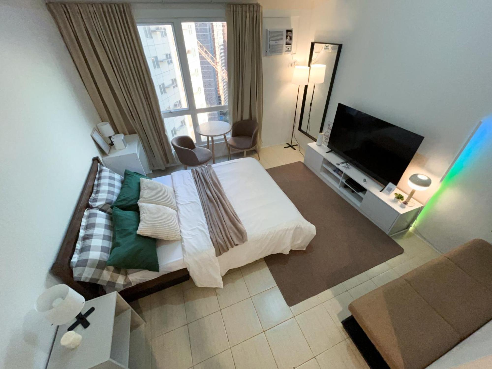 Camari Mandaluyong Staycation 2 With Ps4, 400mbps Wifi, Pool, Netflix Near Mrt Boni, Bgc, Megamall, Makati Apartment