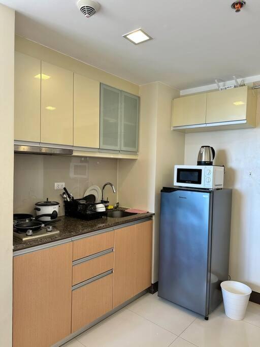 L Viceroy Taguig Apartment *