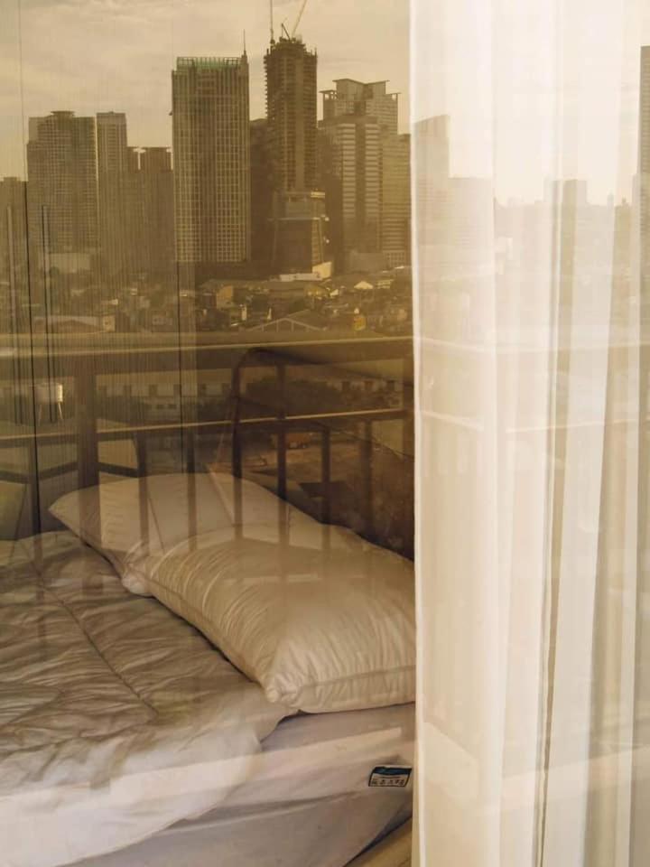 2 Bedroom Free Wifi & Netflix - Circulo Verde, Eastwood Libis, Quezon * Manila