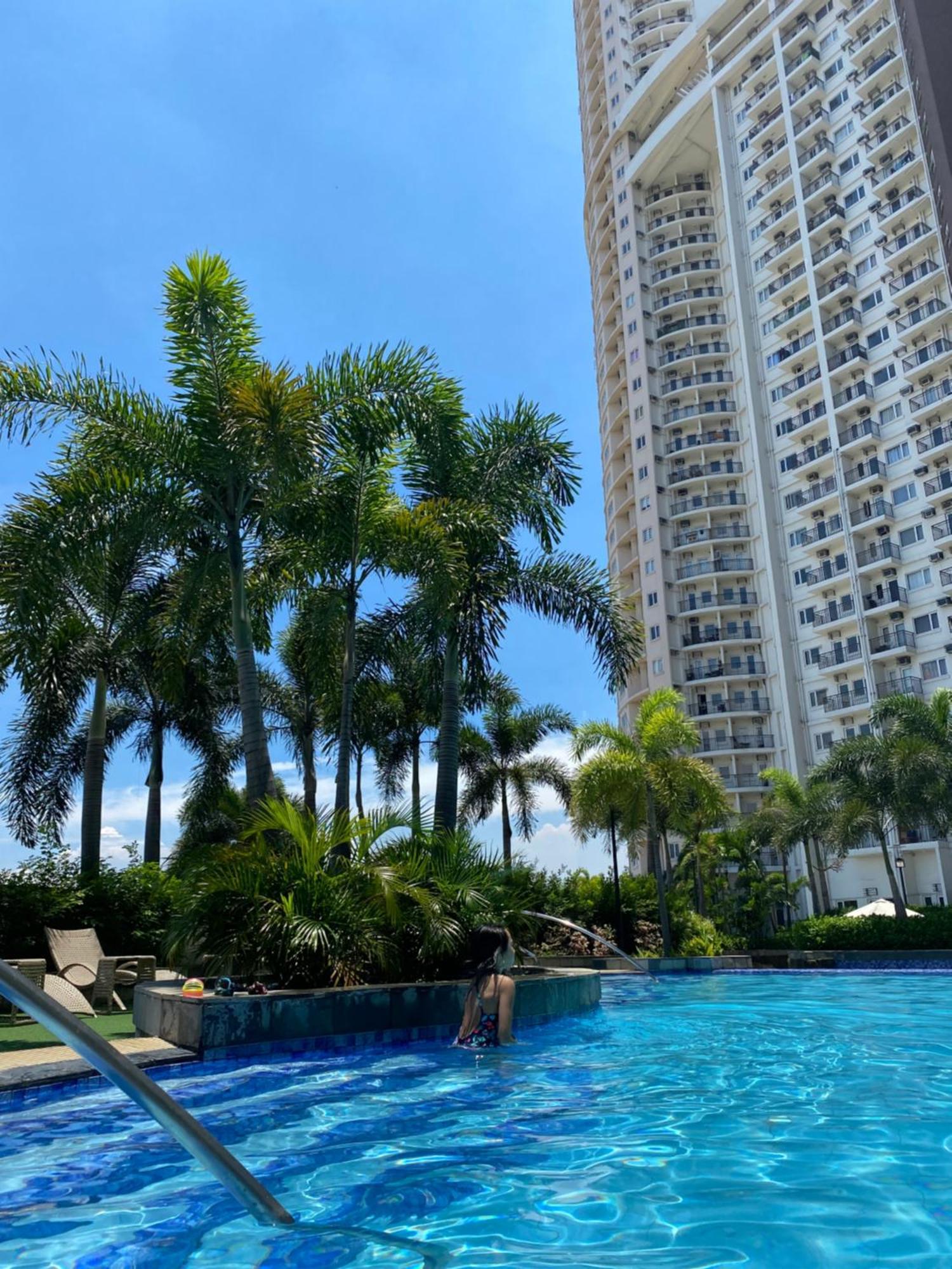Apartment 2 Bedroom Free Wifi & Netflix - Circulo Verde, Eastwood Libis, Quezon Manila