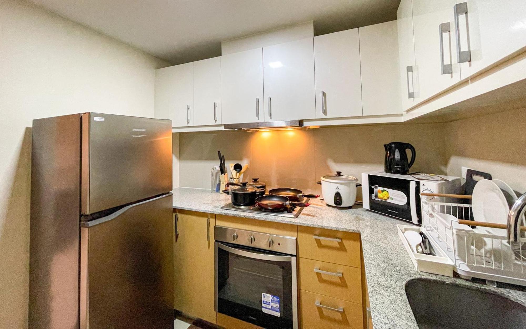 Bgc 2br Uptown Parksuites With Ps4 43 Apartment Manila