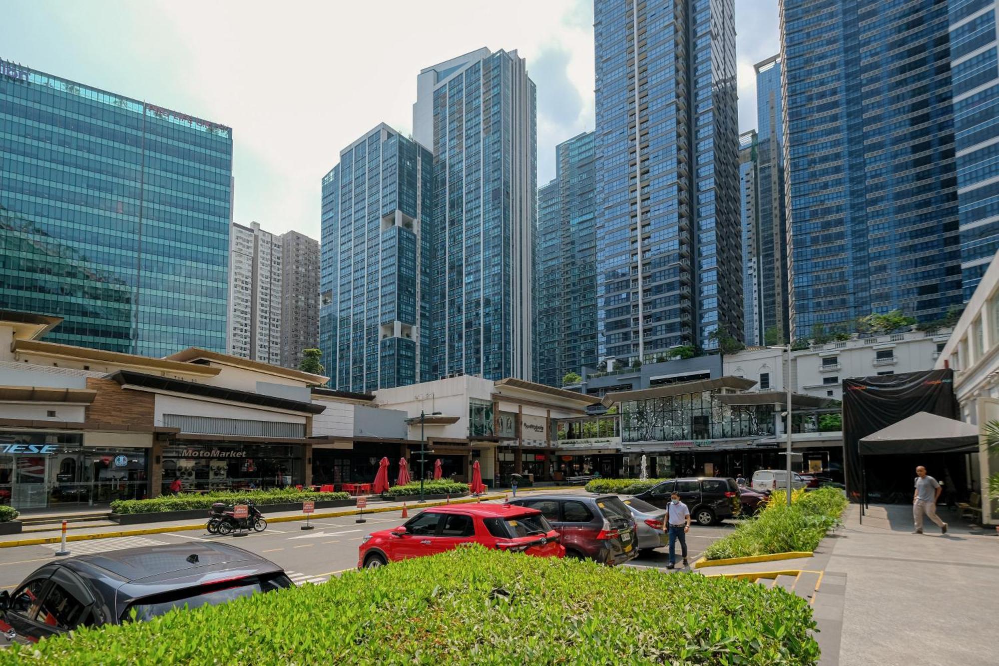 Apartment Bgc 2br Uptown Parksuites With Ps4 43 Manila