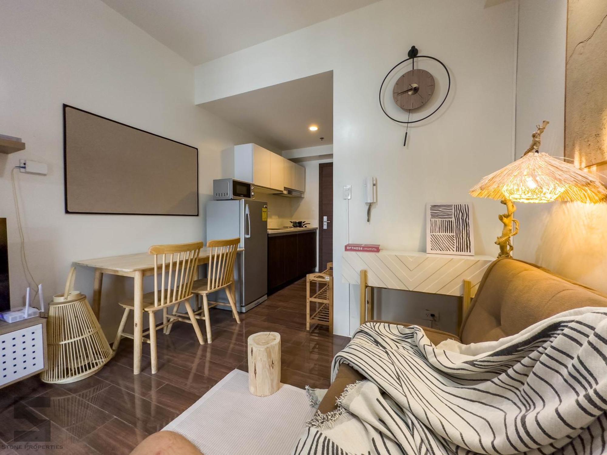 Gemstonebr Ii@smdc Air Residences Apartment