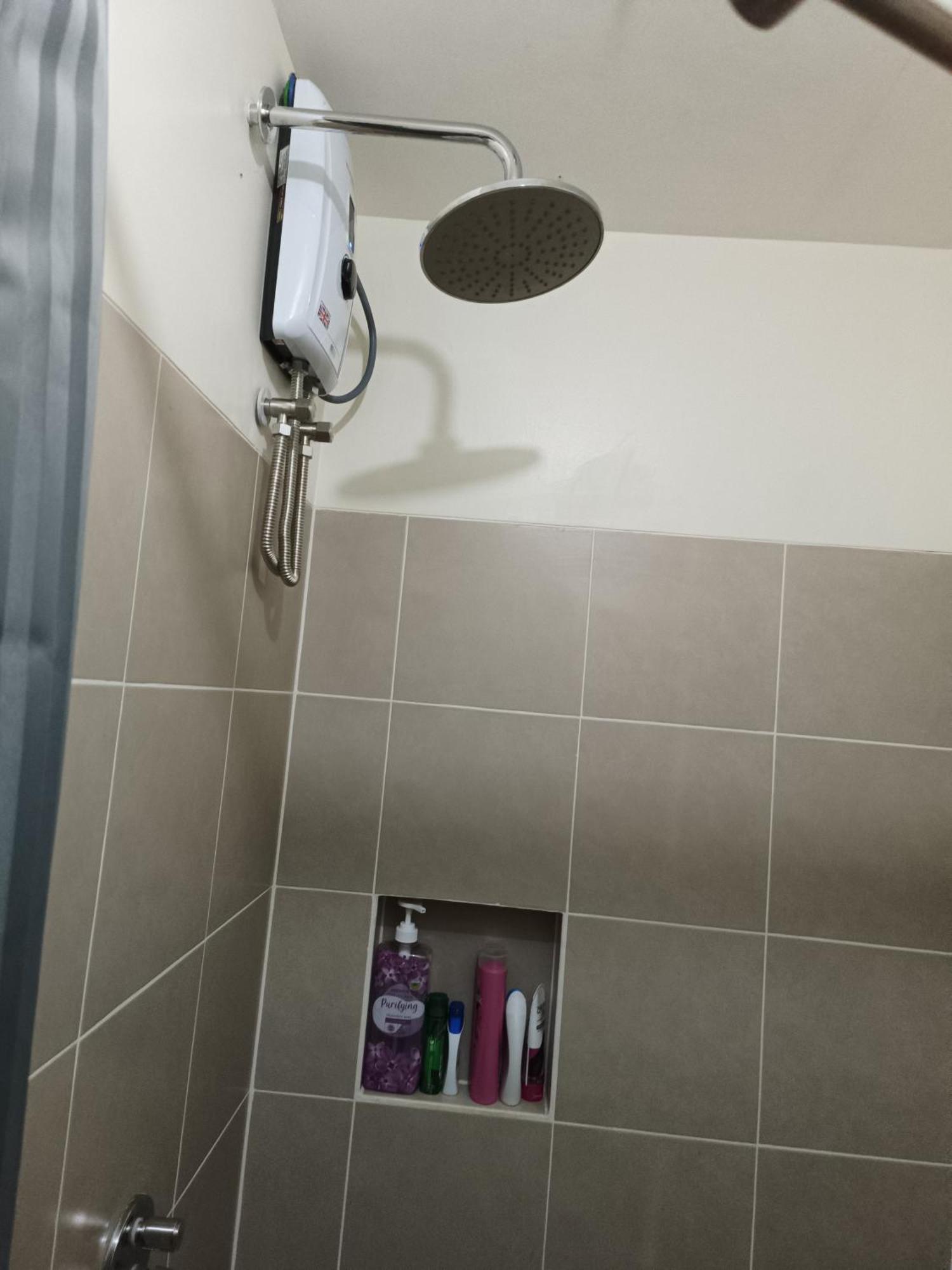 Dmci Theorabella Qc, 1 Bedroom W/bal In Cubao38sqm Apartment *