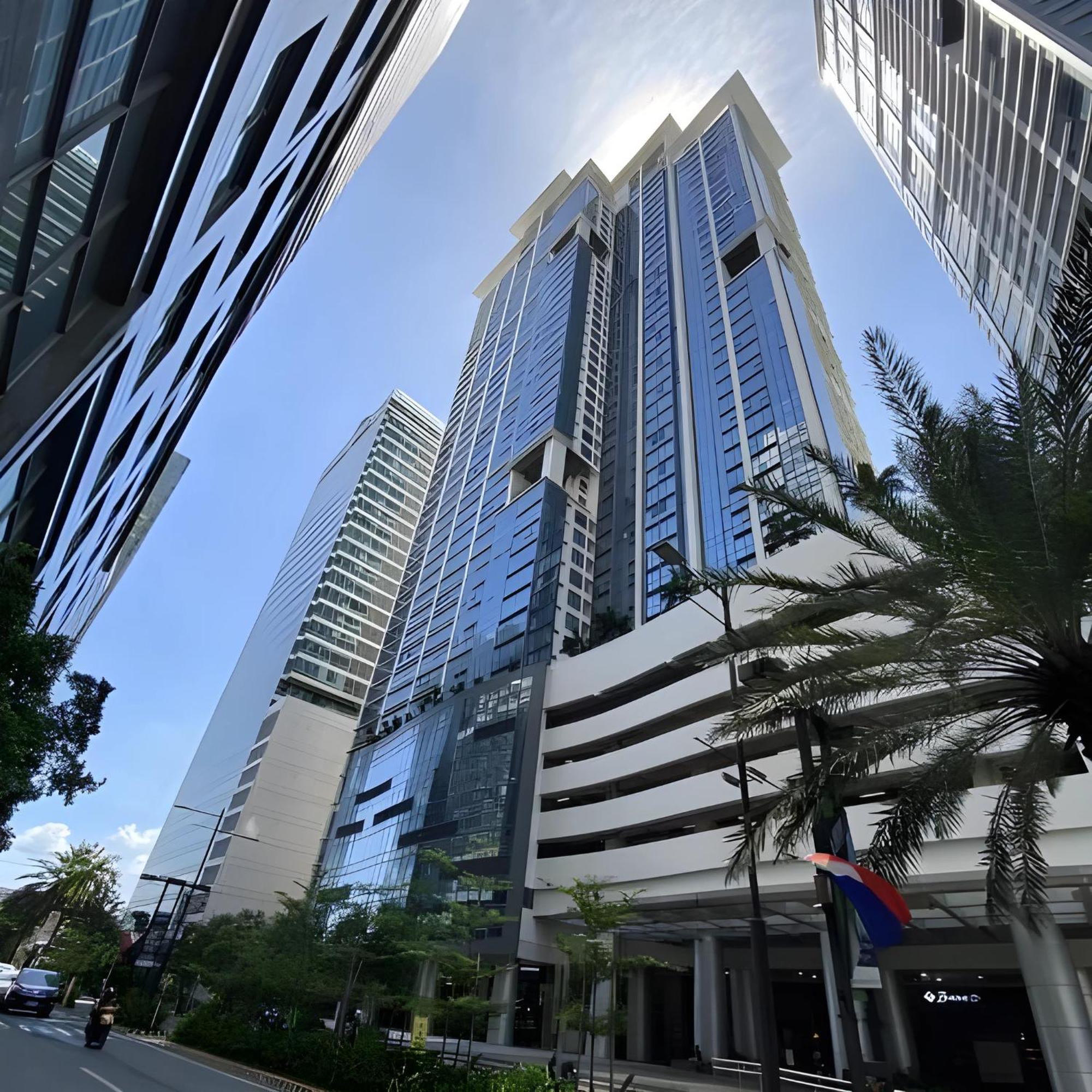 Guest house Casabay Eastwood Staycation