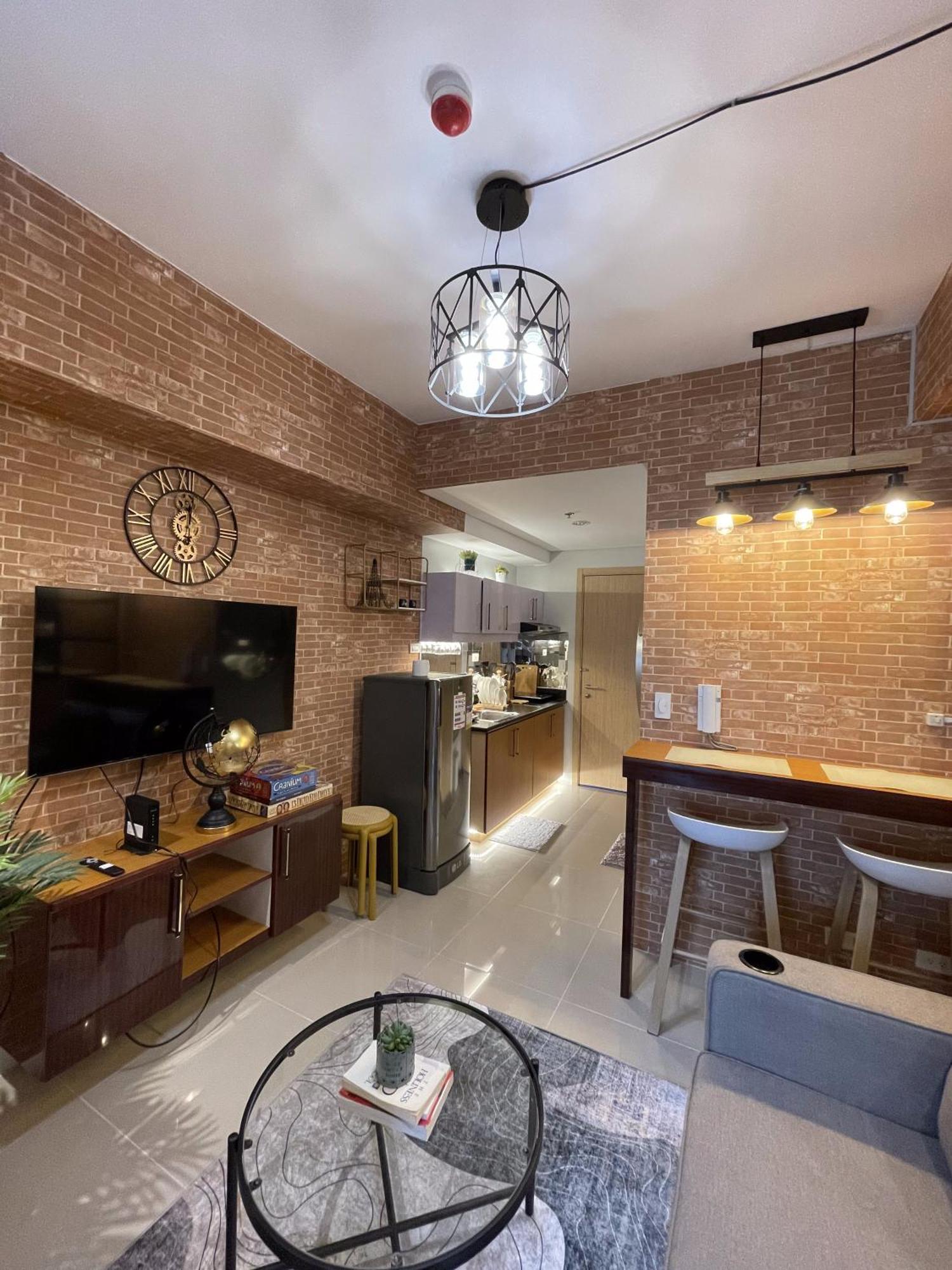 Apartment Grass Residences Industrial-themed Staycation Manila