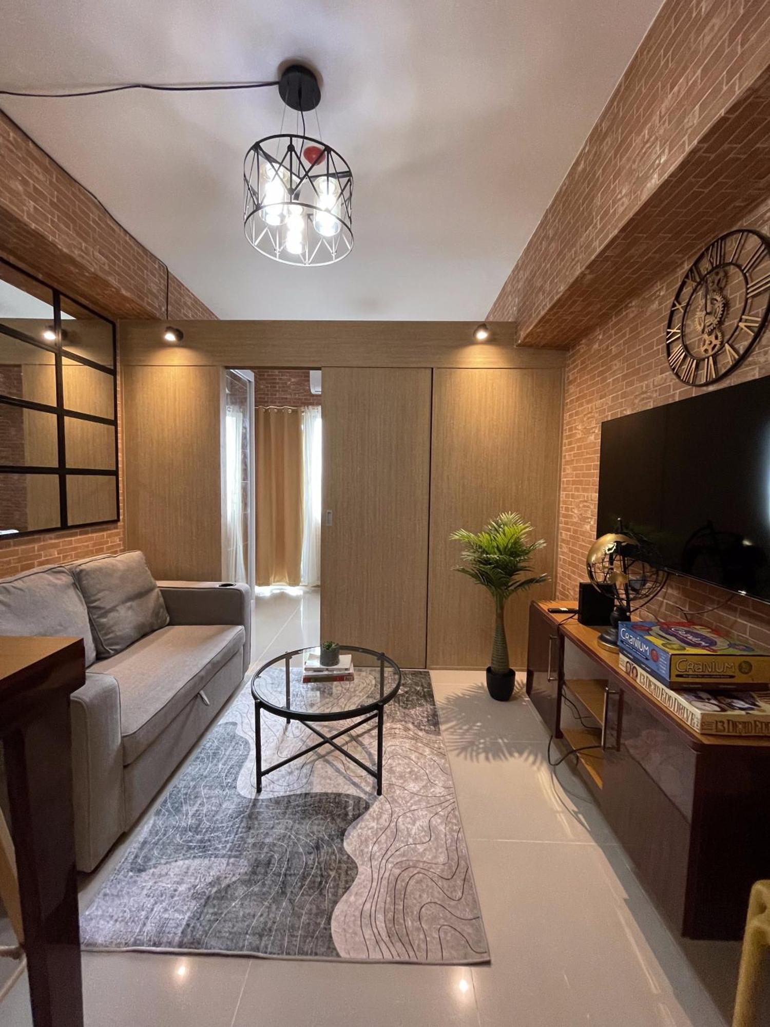 Grass Residences Industrial-themed Staycation * Manila