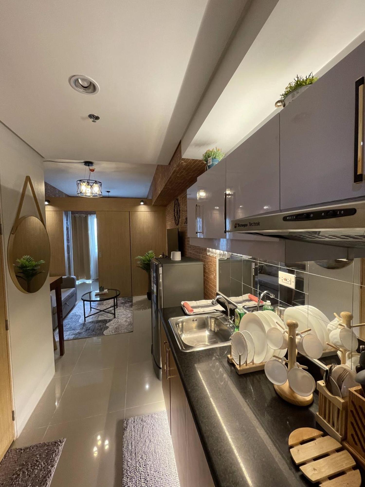Grass Residences Industrial-themed Staycation * Manila