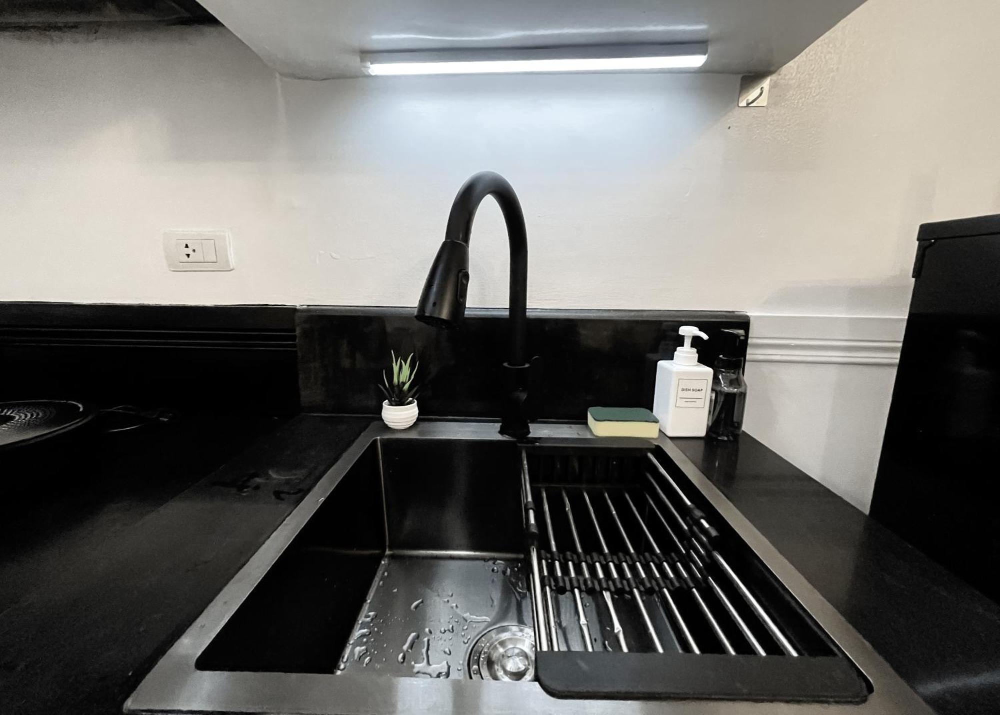 Apartment Cozy & Airy Near Venice Mall Free Pool & Gym *