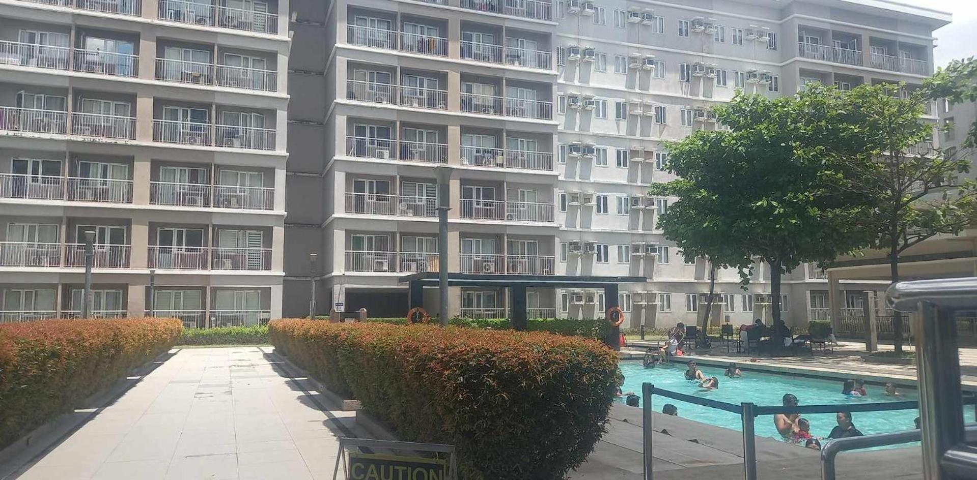 Apartment Trees Residences 1 Bedroom With Netflix And Bluetootth Karaoke Speaker With 2 Mini Microphone