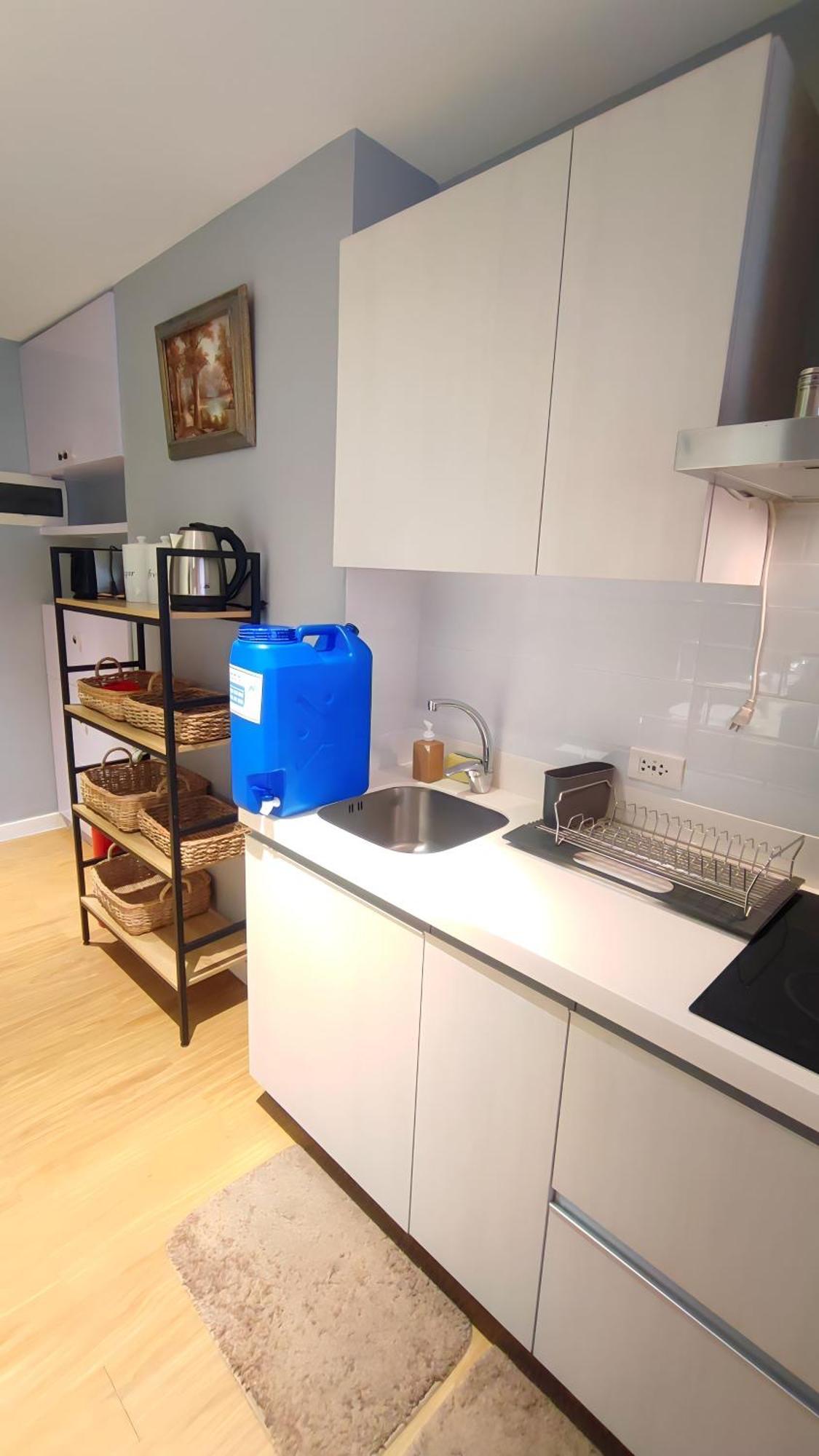 Bright Comfy W/wifi Near Makati/manila/philippines Apartment