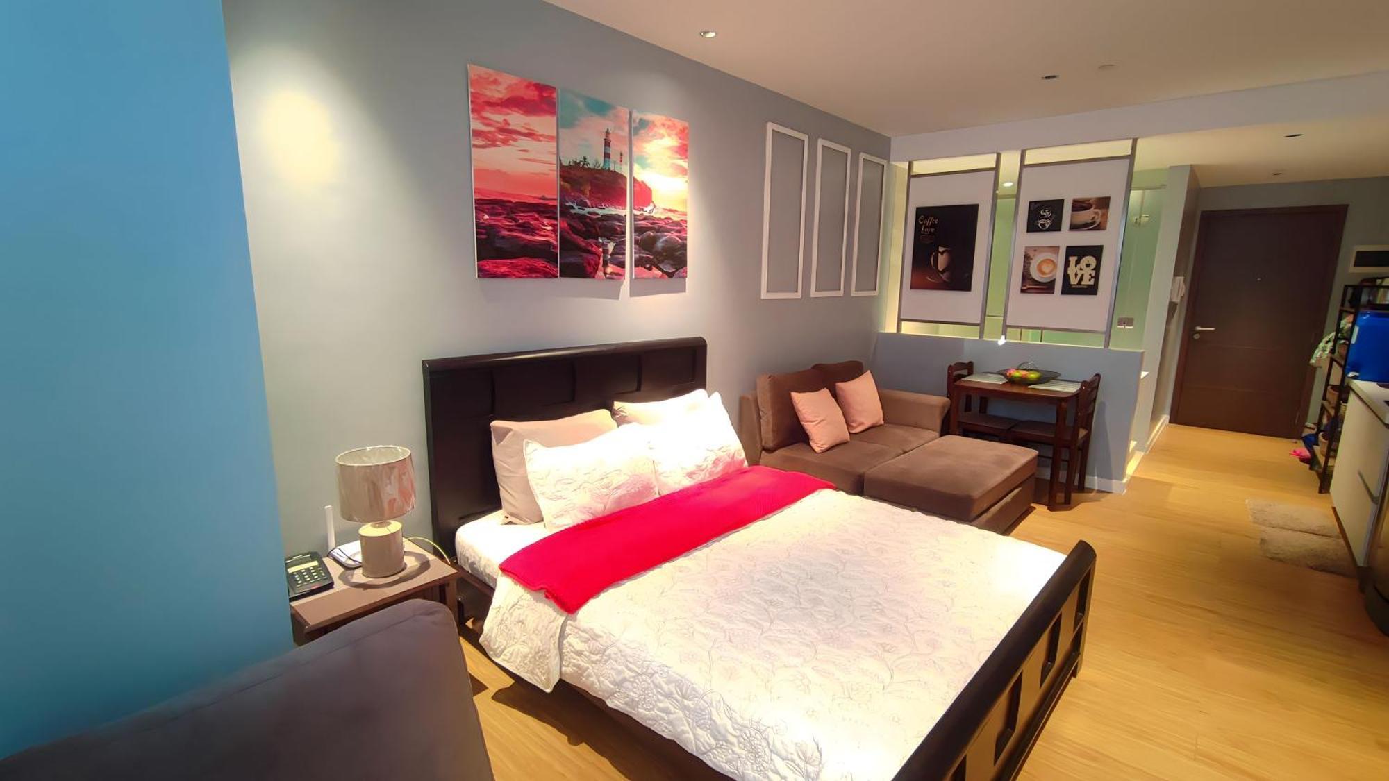 Bright Comfy W/wifi Near Makati/manila/philippines Apartment Manila