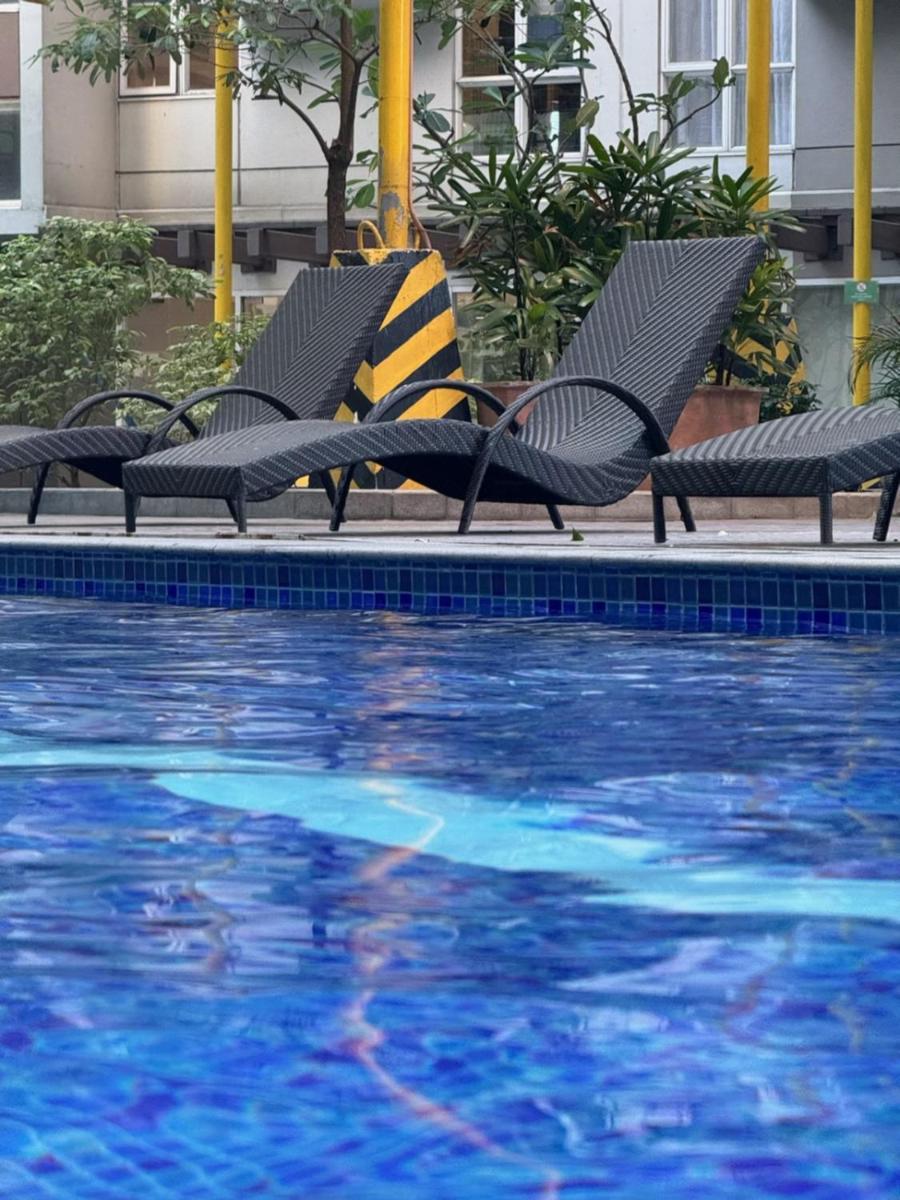 Apartment Camari Mandaluyong Staycation 2 With Ps4, 400mbps Wifi, Pool, Netflix Near Mrt Boni, Bgc, Megamall, Makati