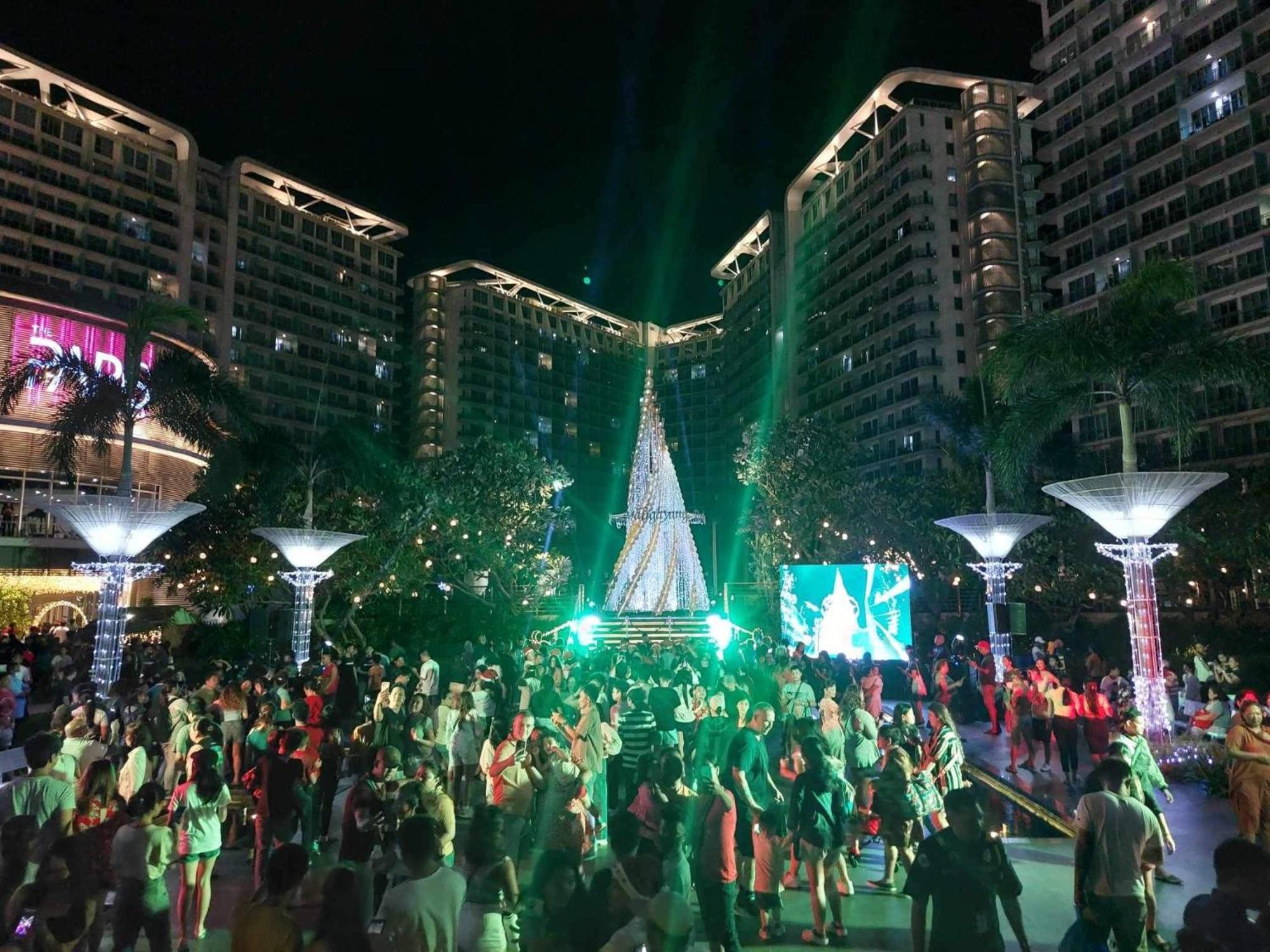Apartment Azure Paranaque Bldg Maldives *