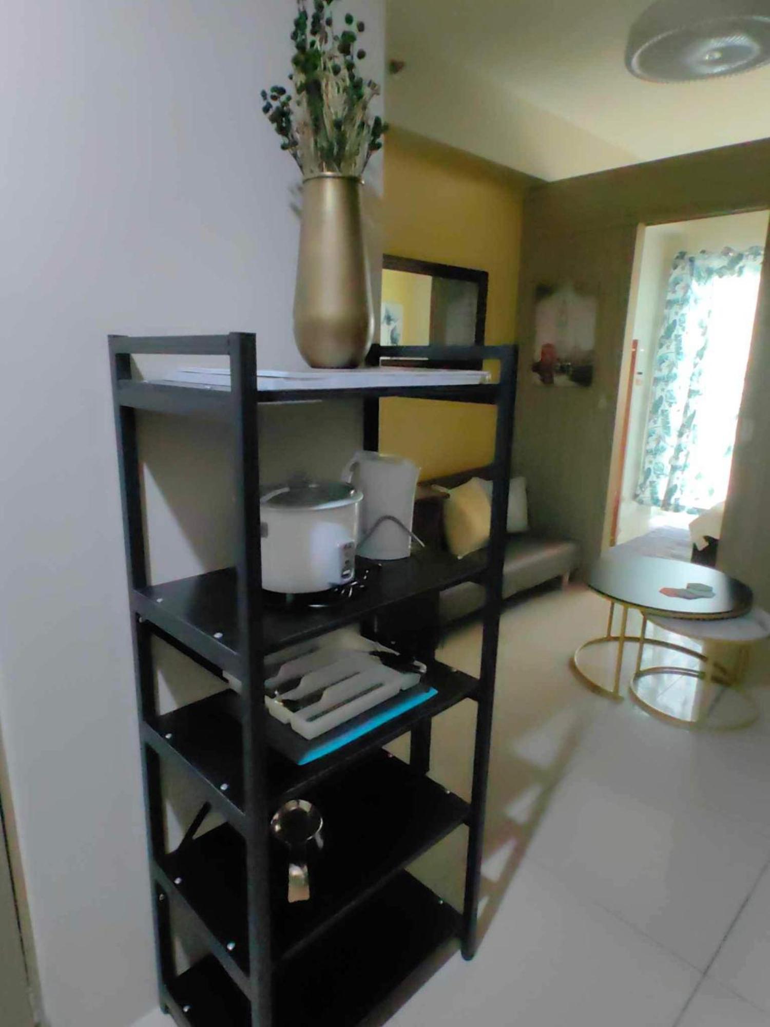 Apartment Near Moa, Naia, Picc, & Ccp That Is Comfy With A View! *