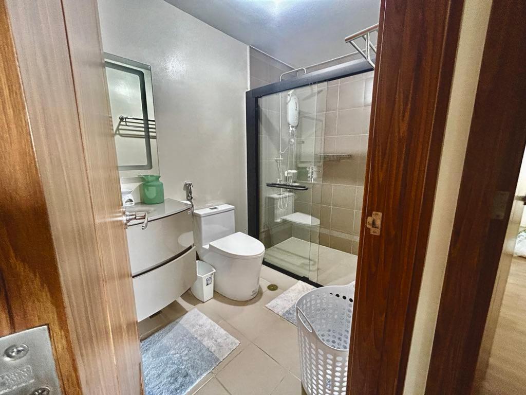 Apartment 2 Bedroom Free Wifi & Netflix - Circulo Verde, Eastwood Libis, Quezon *