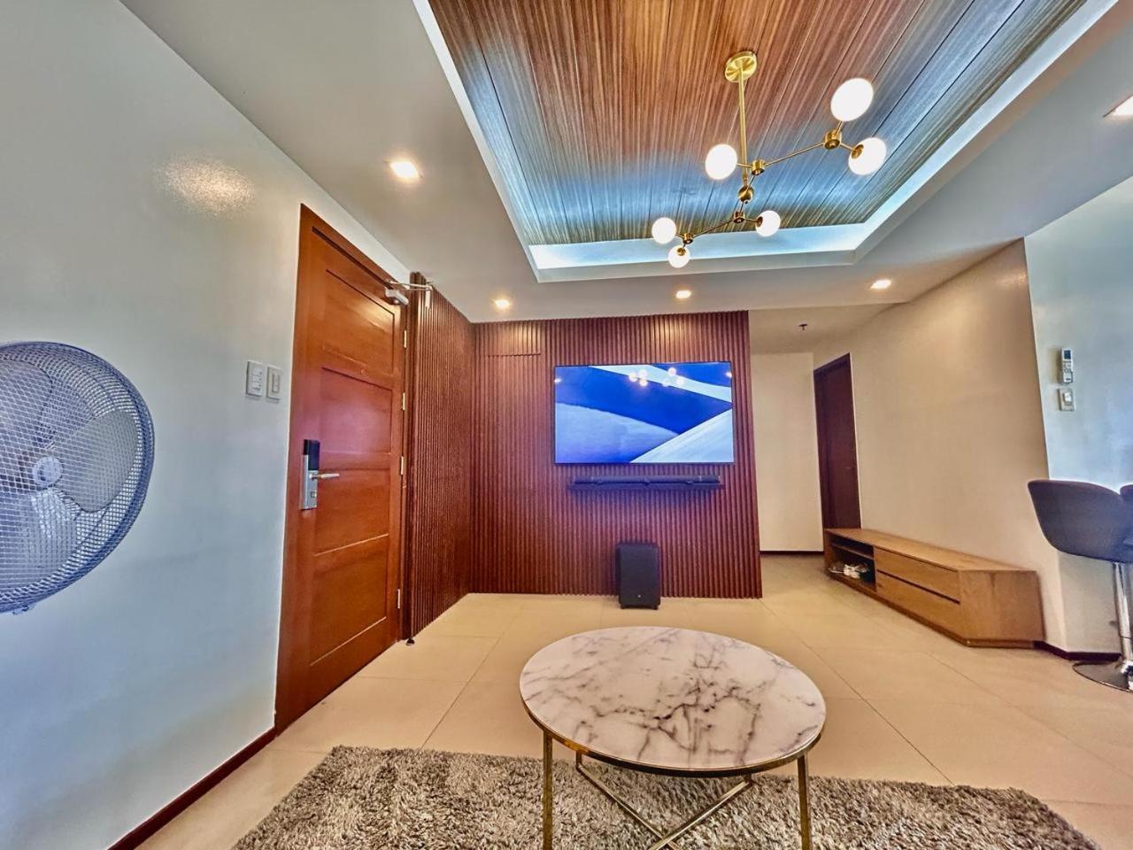 Apartment 2 Bedroom Free Wifi & Netflix - Circulo Verde, Eastwood Libis, Quezon *