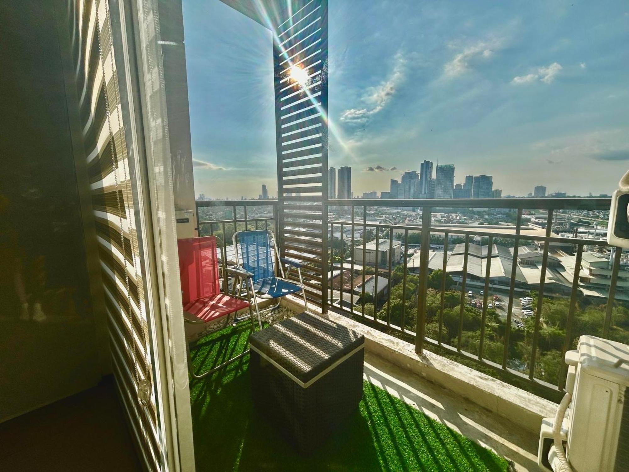 2 Bedroom Free Wifi & Netflix - Circulo Verde, Eastwood Libis, Quezon Apartment