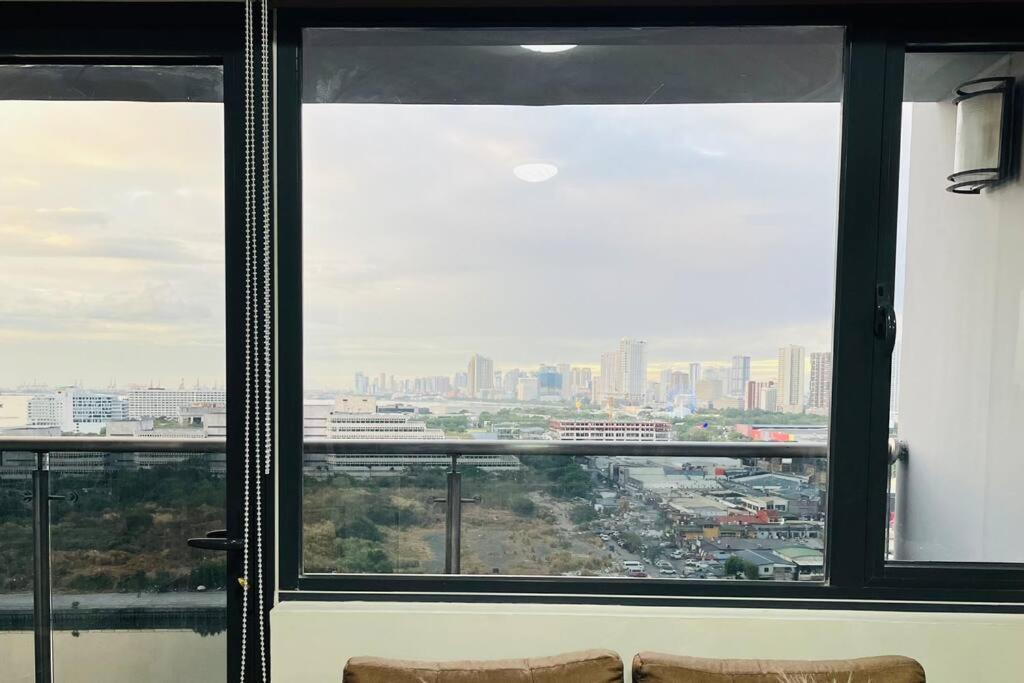Apartment 2br W/ Balcony Bay View *