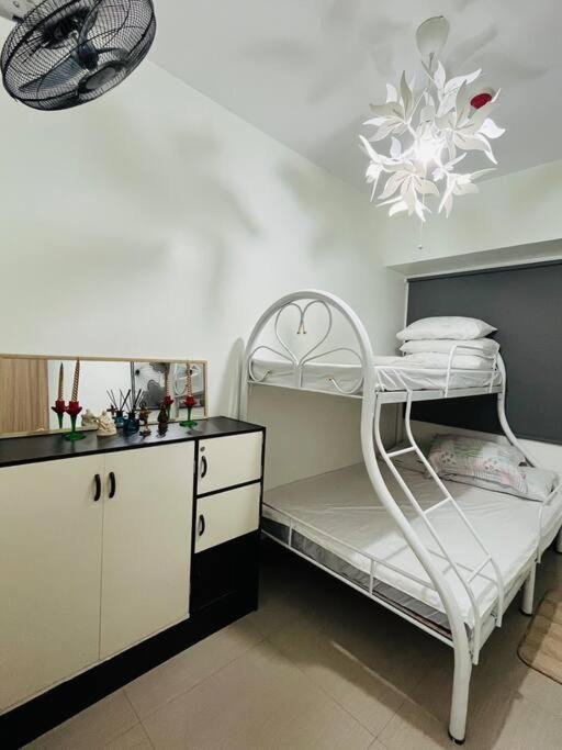 2br W/ Balcony Bay View Apartment *
