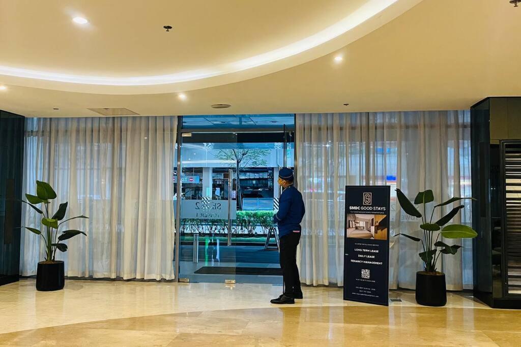 2br W/ Balcony Bay View Apartment Manila