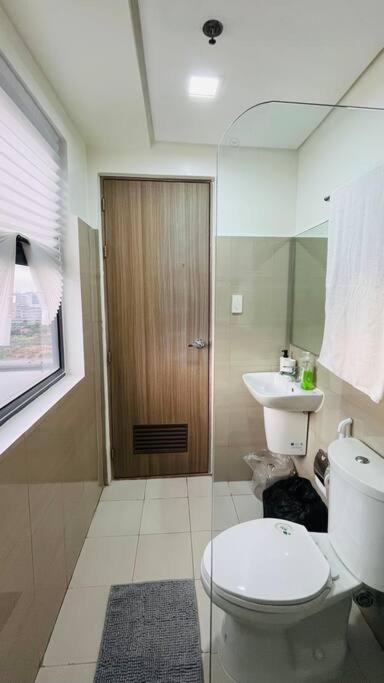 2br W/ Balcony Bay View Apartment *