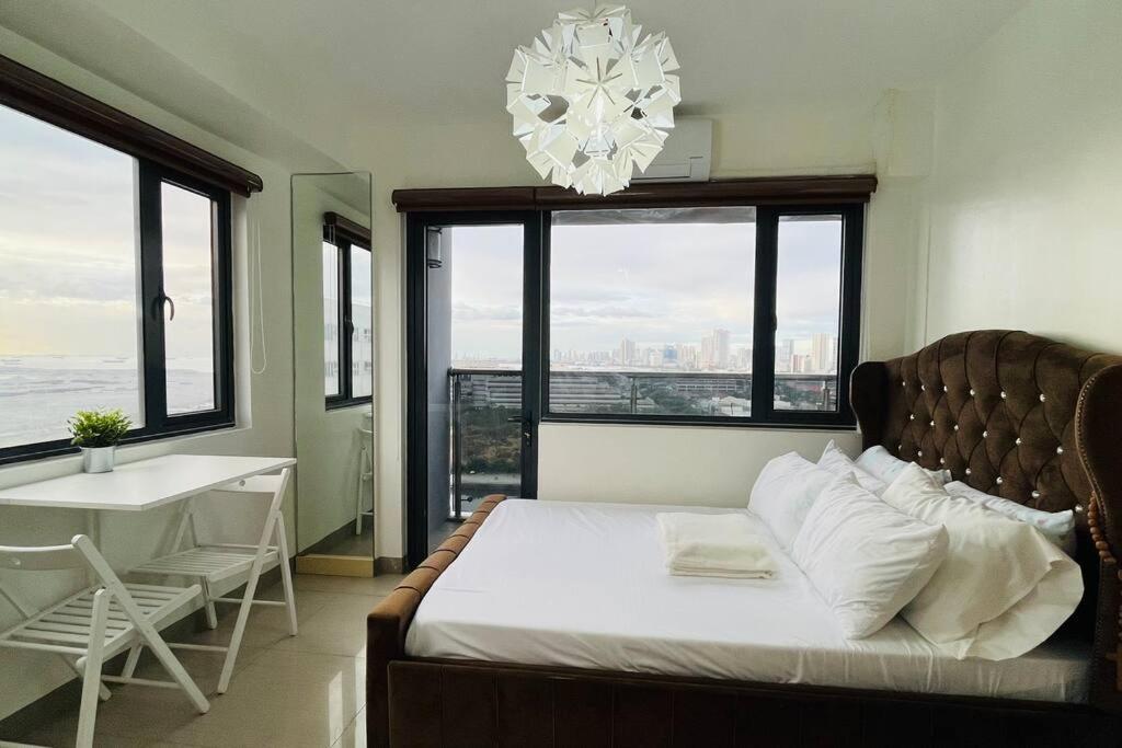 2br W/ Balcony Bay View Apartment