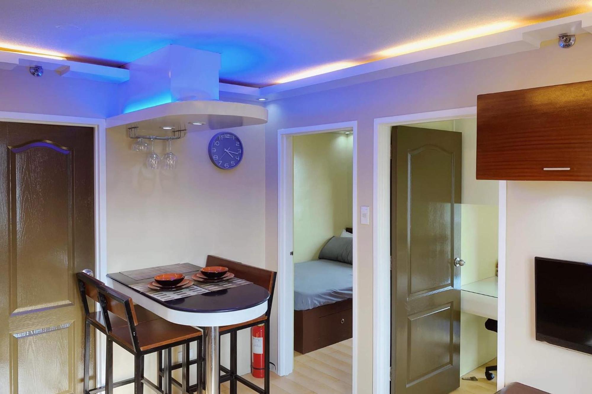Renz's Metro Hideout Manila