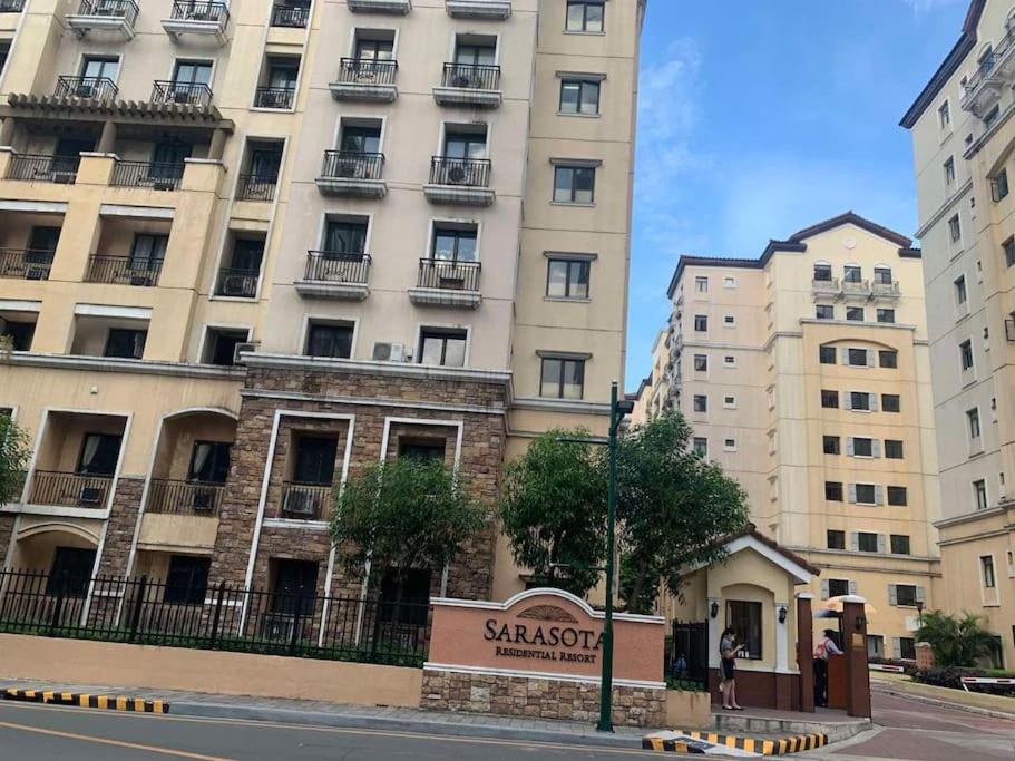 Apartment At 150 Newport Near Naia T3 Manila