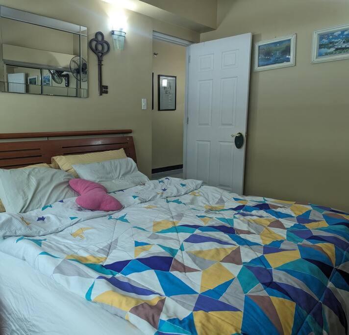 Spacious Unit To In *