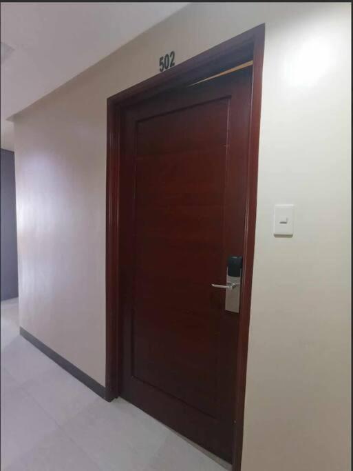 Spacious B502 Apartment Manila
