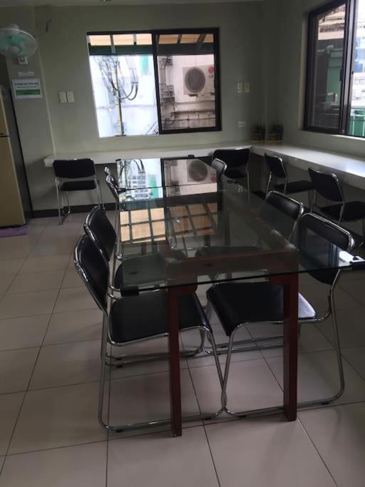 Apartment Spacious B306