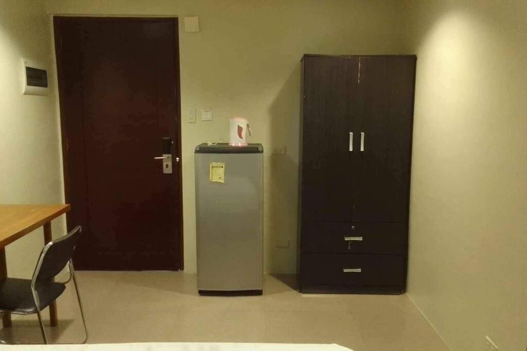 Spacious B305 Manila