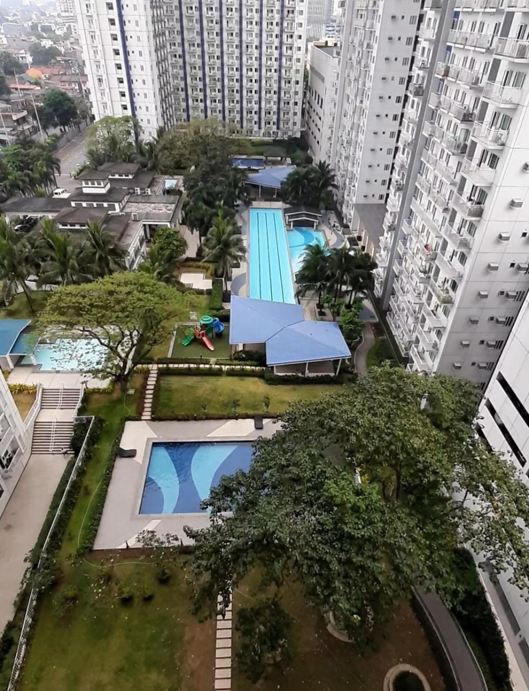 Apartment Unit Sm North Grass Residences Tower 2 *